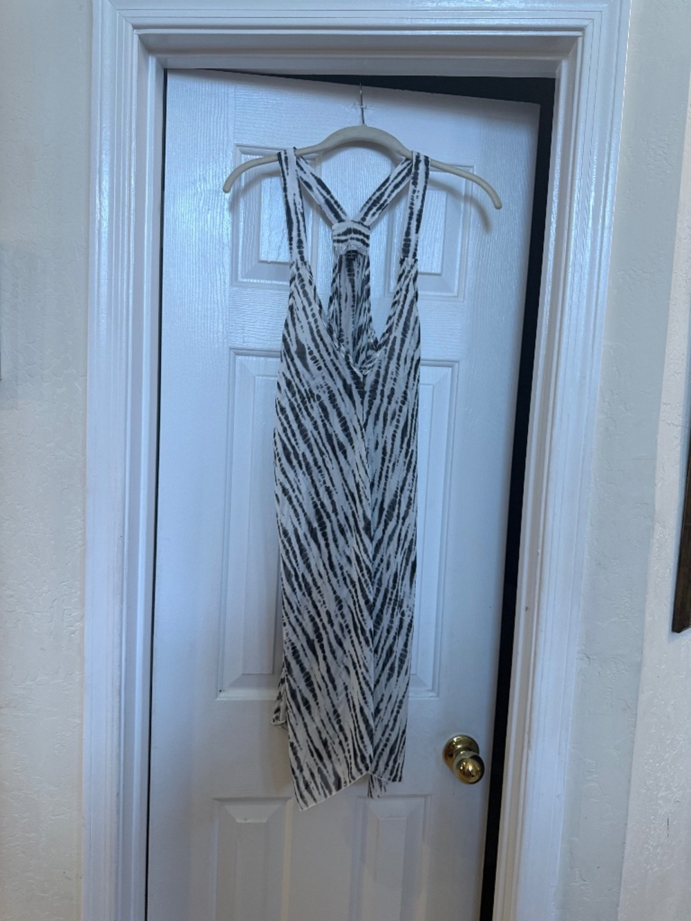 J VALDI black and white Zebra print Swim Suit Cover up  SZ L